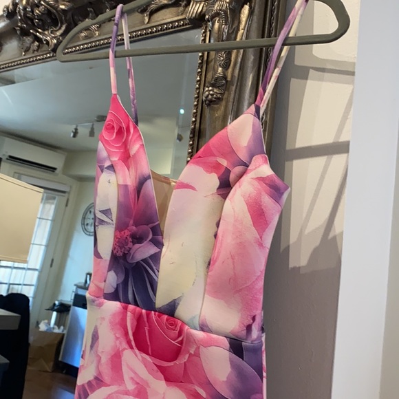 V Neck Spaghetti strap Floral Mini Dress - Picture 5 of 5